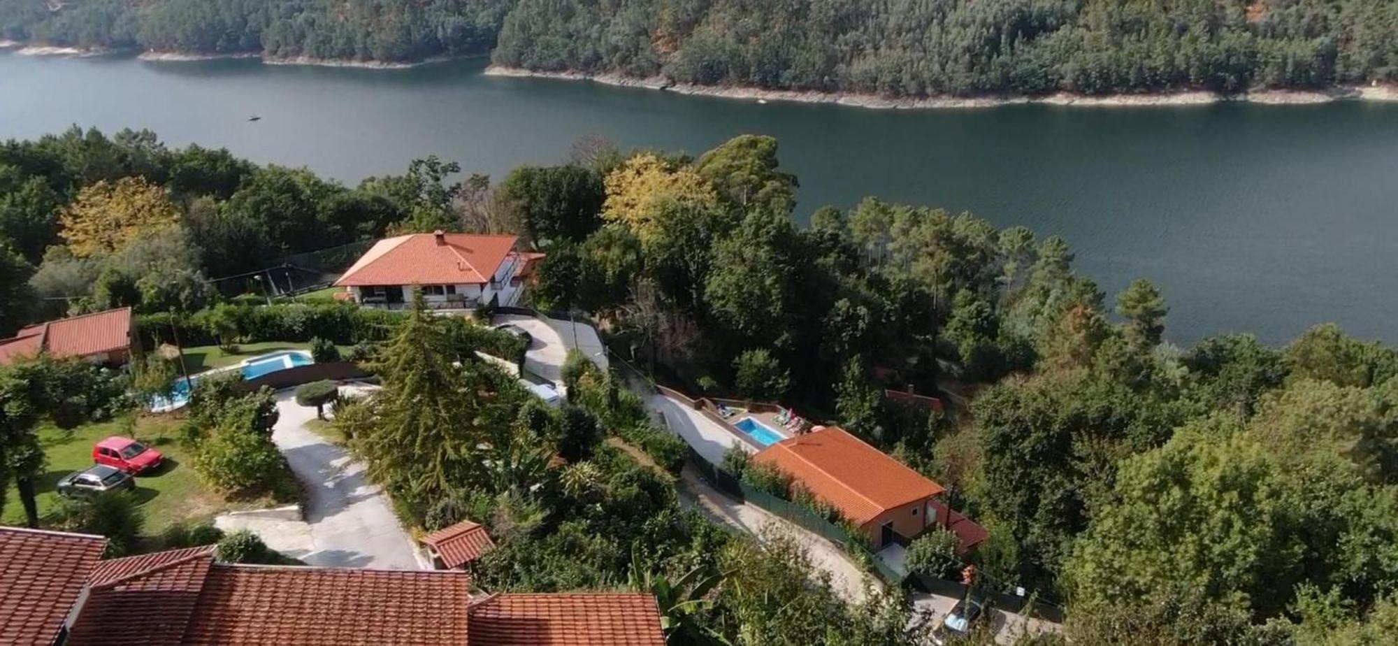 Ferienwohnung Casa Encosta Do Rio-Ferias No Geres Vieira do Minho Exterior foto